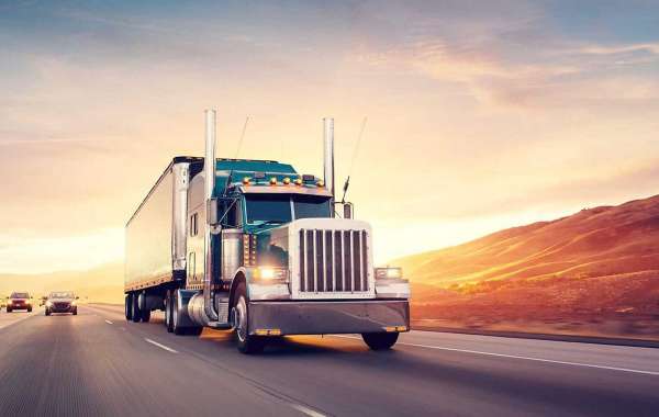 Join the Best Truck Driving School Calgary to Receive Advanced Training