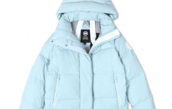 into and out of Canada Goose Coats Sale the form fitting