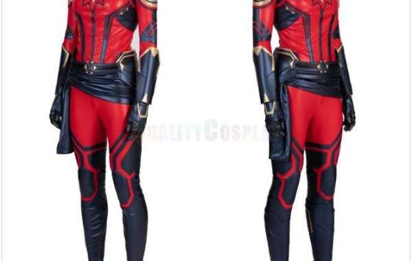 How to Create a Super Captain Marvel Cosplay