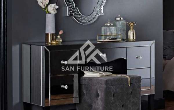Choosing a Dressing Table With Mirror
