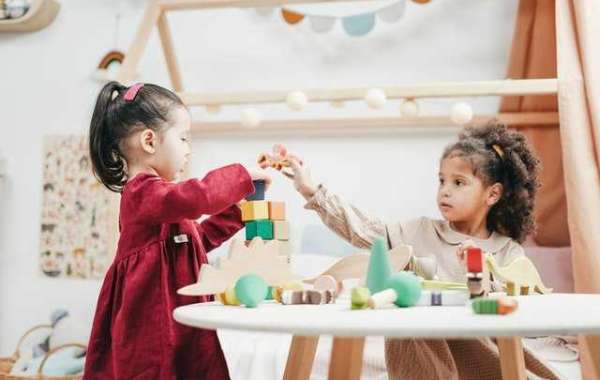 Essential Tips for Choosing an Ideal Daycare for Your Child