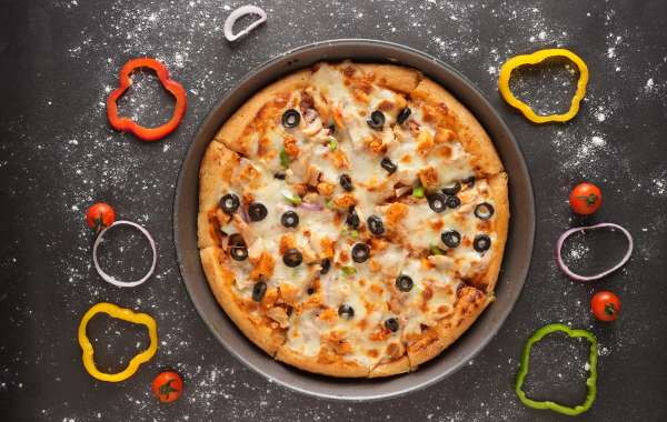 Rocket Pizza's Chicken Supreme: A Delicious Blend of Quality Ingredients and Customizable Flavors