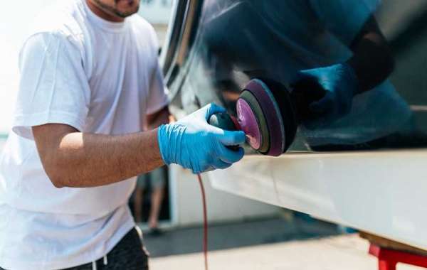 Why Do You Need Boat Polishing and Waxing?