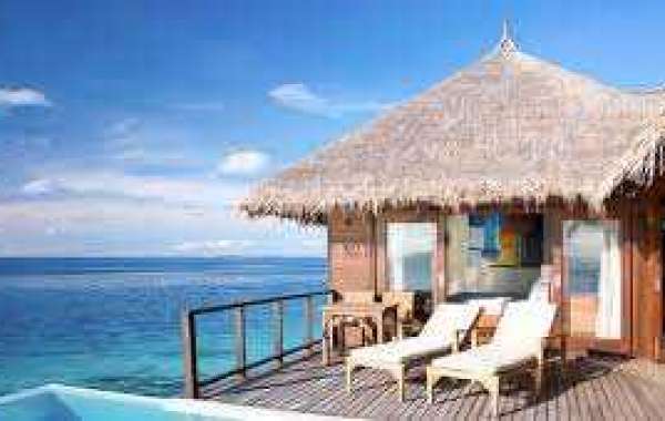 Explore the Coco Bodu Hithi Resort for an Escape to Serenity