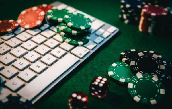 Play Online Poker Game & Win Big Online