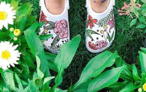 Blooming with Personality: Let Your Style Blossom with Flower Crocs