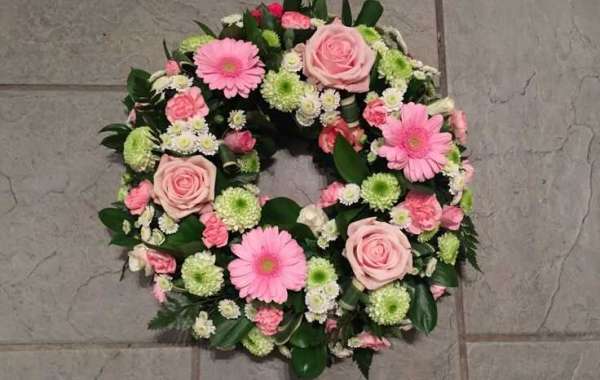 Choosing the Perfect Condolences Wreath in Singapore
