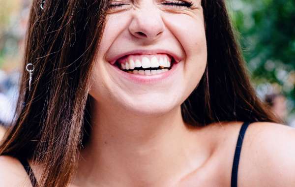 Your Best Smile Awaits: Embrace Tooth Whitening