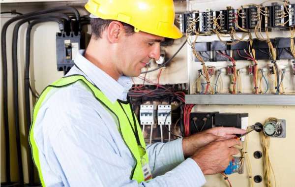The Ultimate Tips to Hire an Electrician while building a new house