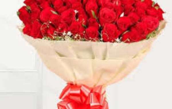 Want to Surprise Someone with a Rose Bouquet Delivery