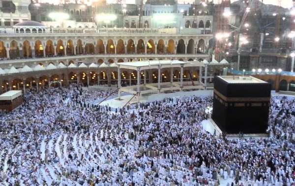 All that You Need to Know about the Best Umrah Groups from Islamabad and Karachi