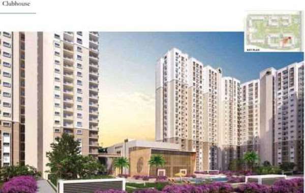 Shapoorji Pallonji BKC  9 From pool facing luxurious residential apartments