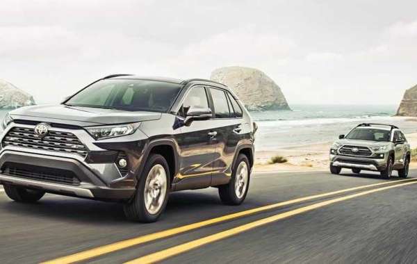 Roam Freely: How Toyota RAV4 Rentals Enhance Your Travel Experience