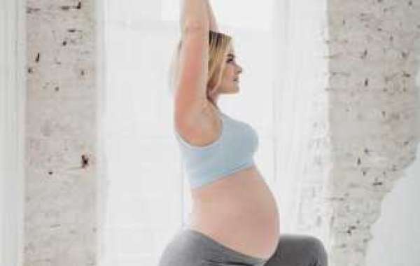 The Complete Guide to Yoga for Pregnancy: Taking Care of Body and Mind