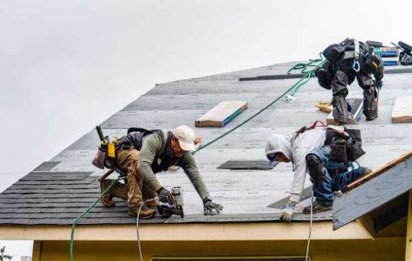 How Can You Save the Most on Commercial Roofing Service?