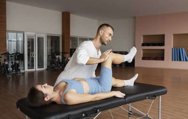 Why Manual Therapy in Las Vegas Is Key to Long-Term Wellness