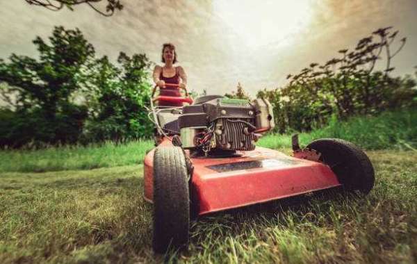 Struggling with Uneven Cuts: A Replacement Blade Lawn Mower Can Solve It!