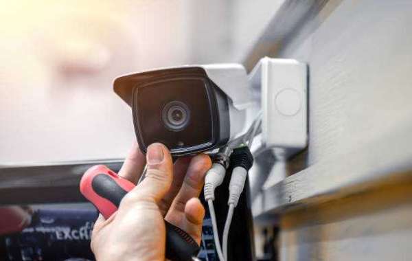 Certified CCTV Technicians in Dubai for Advanced Installations