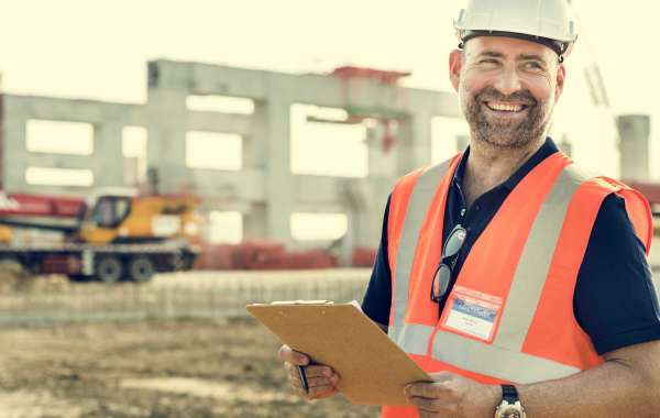 5 Reasons Why a Labourer CSCS Card in London is Essential for Construction Workers