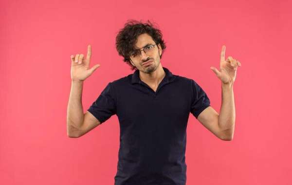 The Rising Trend of Custom Polo Shirts in Fashion and Branding