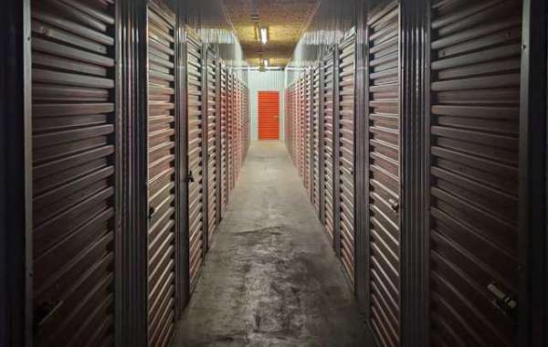 How to Choose the Right Self-Storage Unit in Houston for Your Belongings