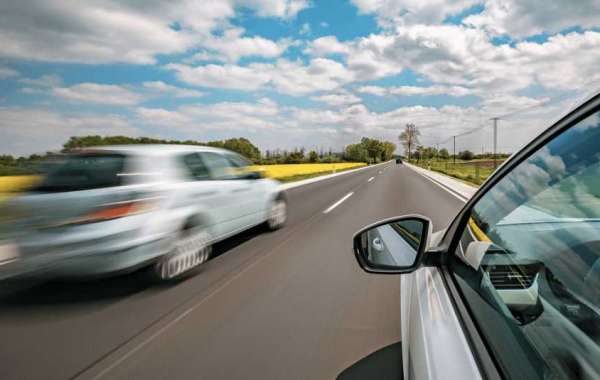 Windy Day Driving Etiquette: What Every Motorist Should Know About Overtaking Bikers